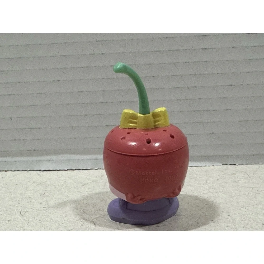 Vtg 1988 Cherry Merry Muffin Cherry Sweet Sugar Shaker Doll Friend Accessory